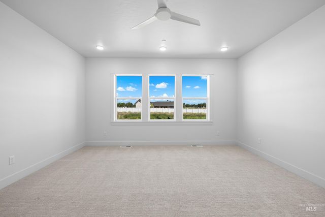 15300 Rhodes Ct, Caldwell, ID 83607