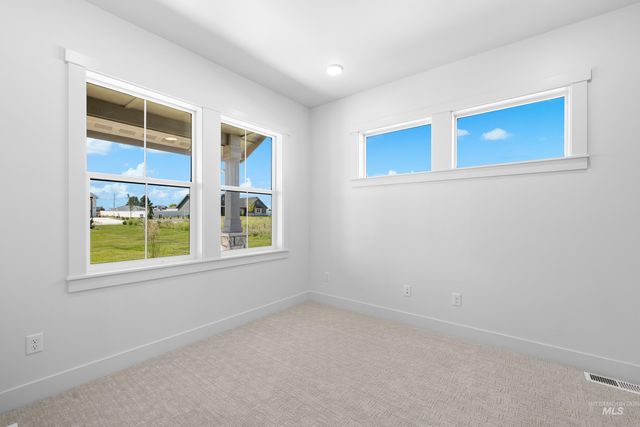 15300 Rhodes Ct, Caldwell, ID 83607