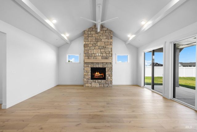 15300 Rhodes Ct, Caldwell, ID 83607
