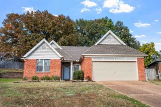 8170 WOOD MOSS CV, Cordova, TN 38018