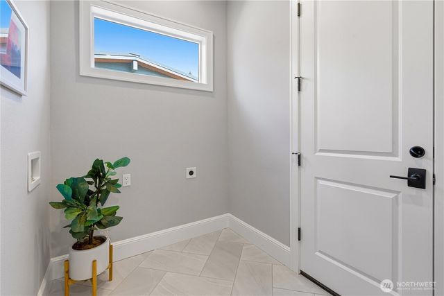 5239 117th Ave SE, Bellevue, WA 98006