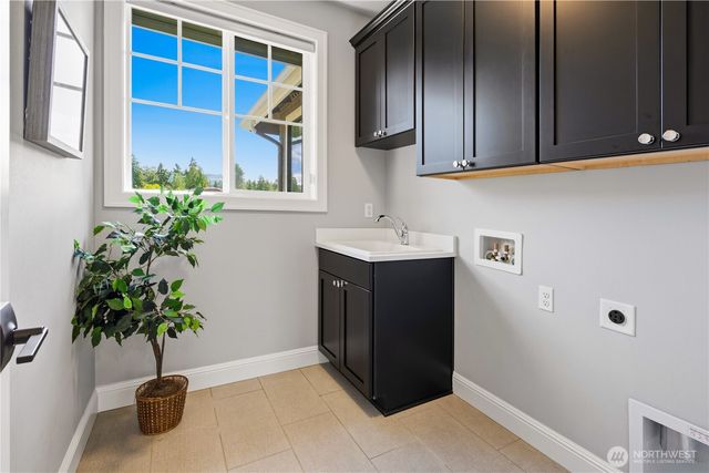 5239 117th Ave SE, Bellevue, WA 98006