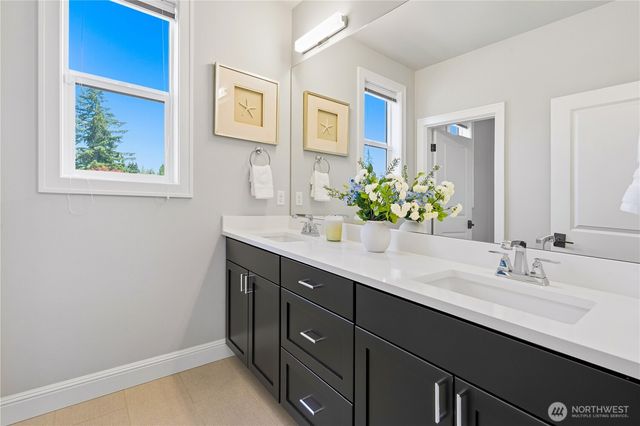 5239 117th Ave SE, Bellevue, WA 98006