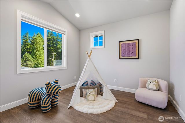 5239 117th Ave SE, Bellevue, WA 98006