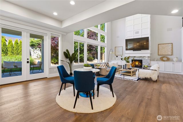 5239 117th Ave SE, Bellevue, WA 98006