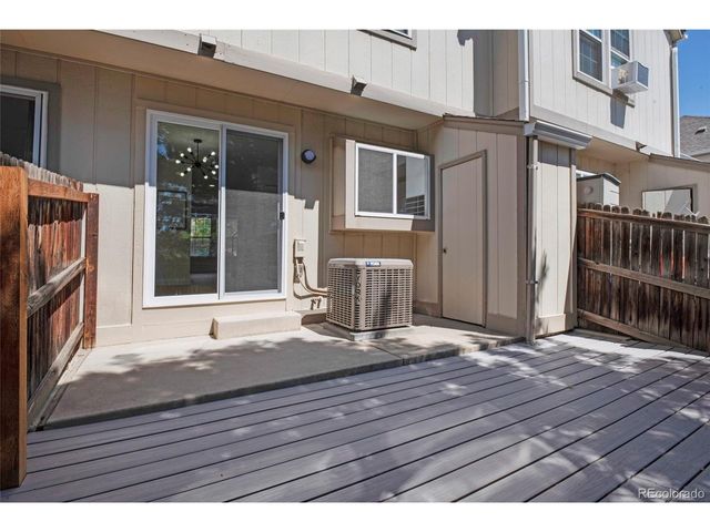 9672 W Chatfield Ave B, Littleton, CO 80128