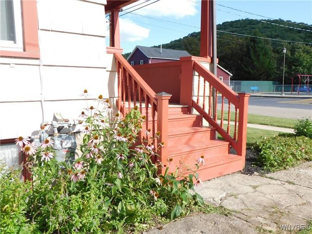 51 Olean Street, Bolivar, NY 14715
