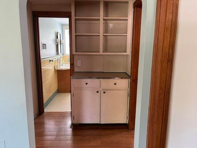 98 Greenleaf Street, Brattleboro, VT 05301