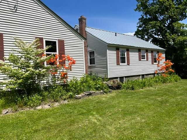 98 Greenleaf Street, Brattleboro, VT 05301