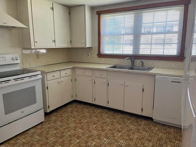 98 Greenleaf Street, Brattleboro, VT 05301