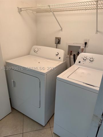 2255 SE 27th Dr 102-E, Homestead, FL 33035