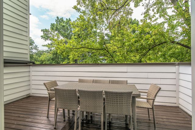 418 Douglas Ave, Nashville, TN 37207