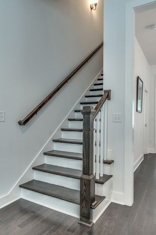 418 Douglas Ave, Nashville, TN 37207