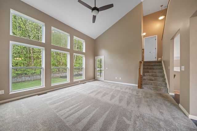 679 Greenwood Loop, Newark, OH 43055