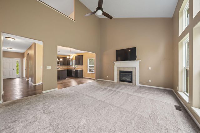679 Greenwood Loop, Newark, OH 43055