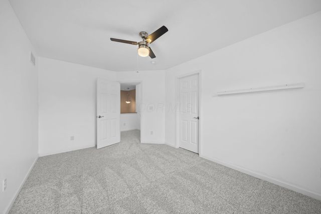 679 Greenwood Loop, Newark, OH 43055