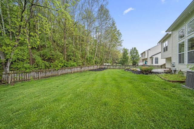 679 Greenwood Loop, Newark, OH 43055