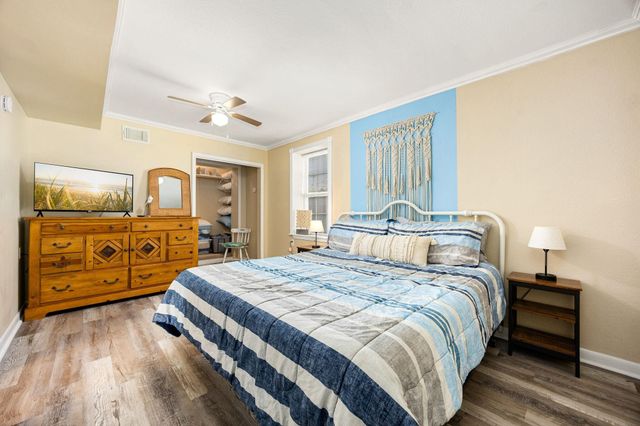 2014 39th Street, Galveston, TX 77550