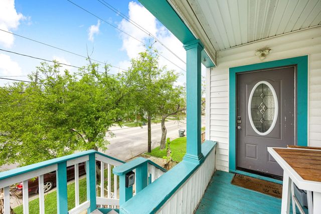 2014 39th Street, Galveston, TX 77550