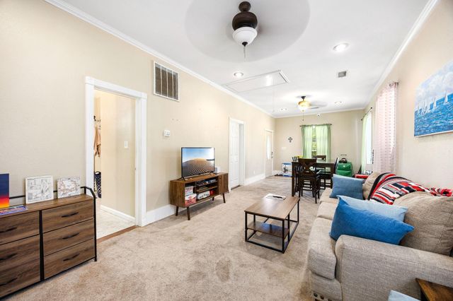 2014 39th Street, Galveston, TX 77550