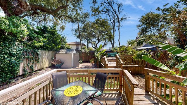 2014 39th Street, Galveston, TX 77550