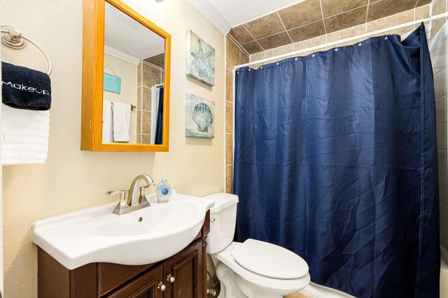 2014 39th Street, Galveston, TX 77550