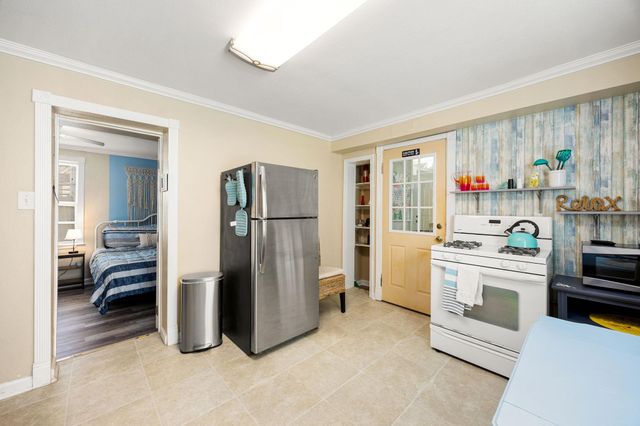 2014 39th Street, Galveston, TX 77550