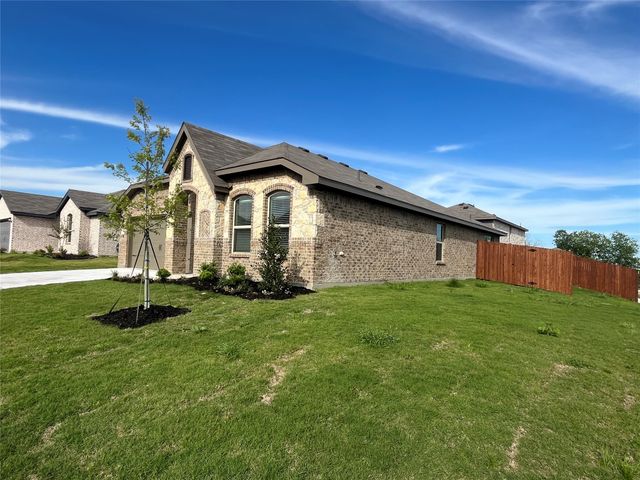 5800 Utopia Drive, Fort Worth, TX 76179