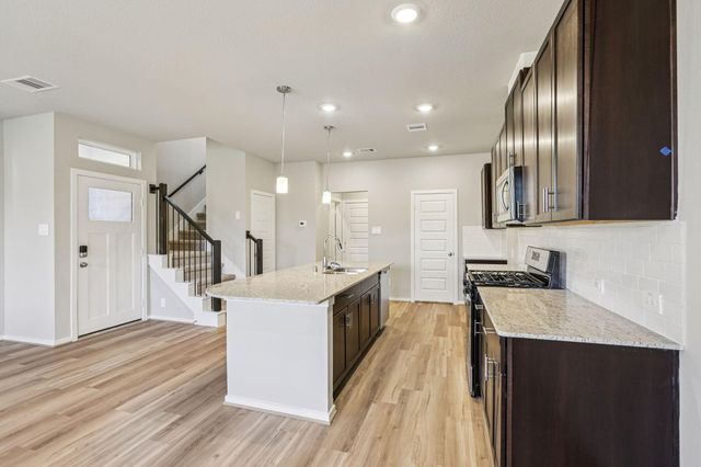 623 Sand Dollar Drive, Kemah, TX 77565