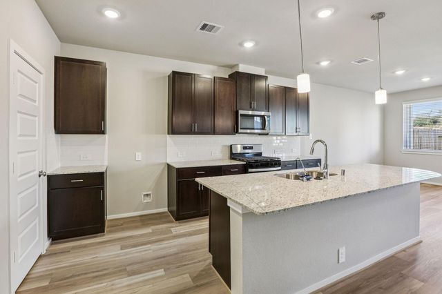 623 Sand Dollar Drive, Kemah, TX 77565