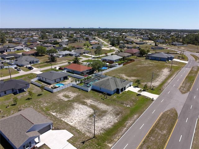 3605 W GATOR CIRCLE, Cape Coral, FL 33909