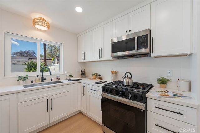 1018 N Wright, Santa Ana, CA 92701