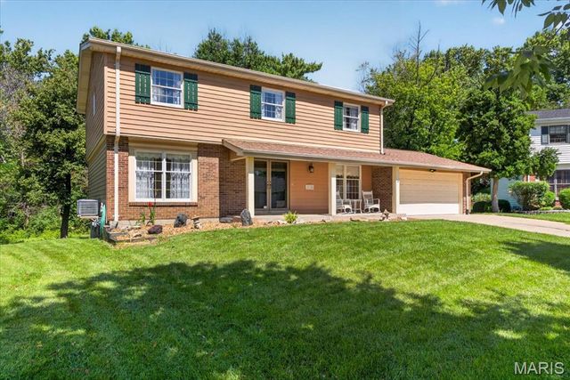 1115 Richland Drive, Chesterfield, MO 63017