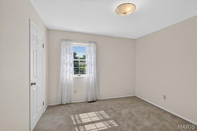 1115 Richland Drive, Chesterfield, MO 63017