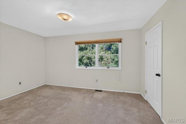 1115 Richland Drive, Chesterfield, MO 63017