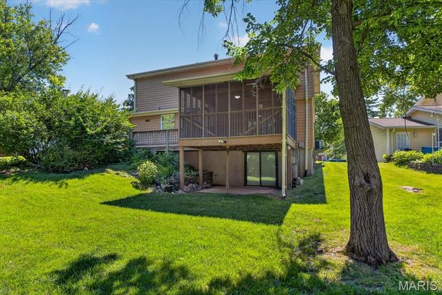 1115 Richland Drive, Chesterfield, MO 63017