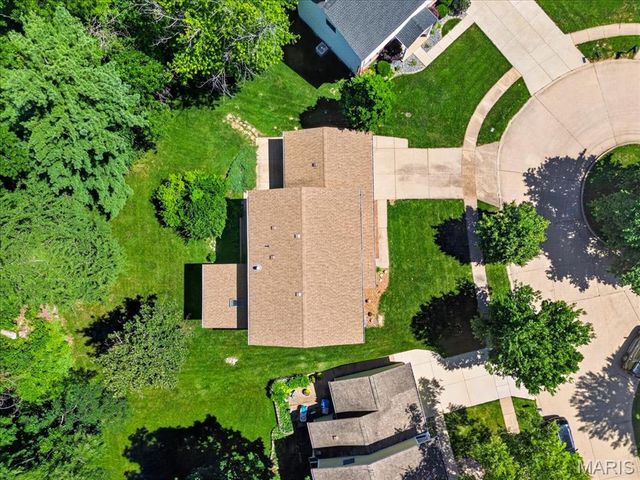 1115 Richland Drive, Chesterfield, MO 63017
