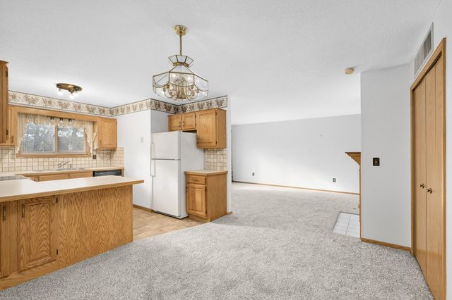 5345 Orleans Lane N 7, Plymouth, MN 55442