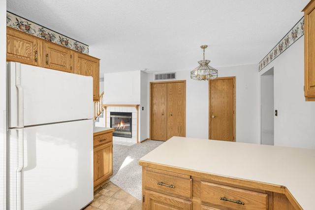 5345 Orleans Lane N 7, Plymouth, MN 55442