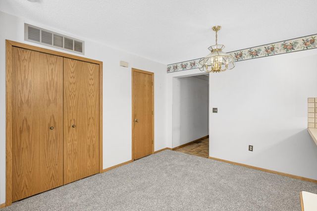 5345 Orleans Lane N 7, Plymouth, MN 55442