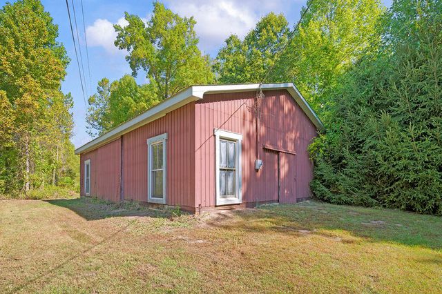 2408 E 800 N, La Porte, IN 46350