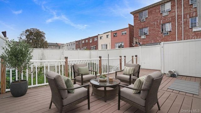 2738 Miles Avenue, Bronx, NY 10465