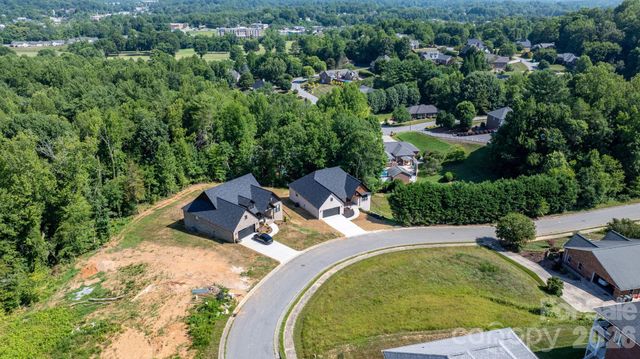 730 Chatsworth Circle SE, Lenoir, NC 28645