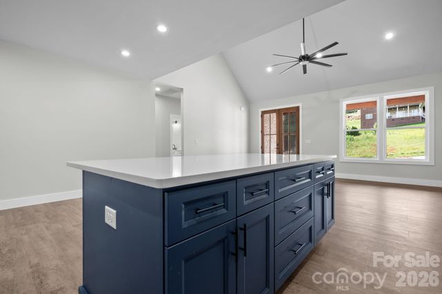 730 Chatsworth Circle SE, Lenoir, NC 28645