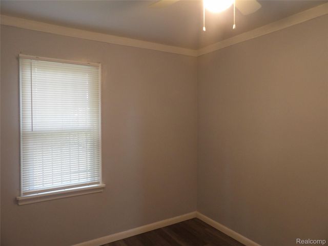 11035 Portlance Street, Detroit, MI 48205