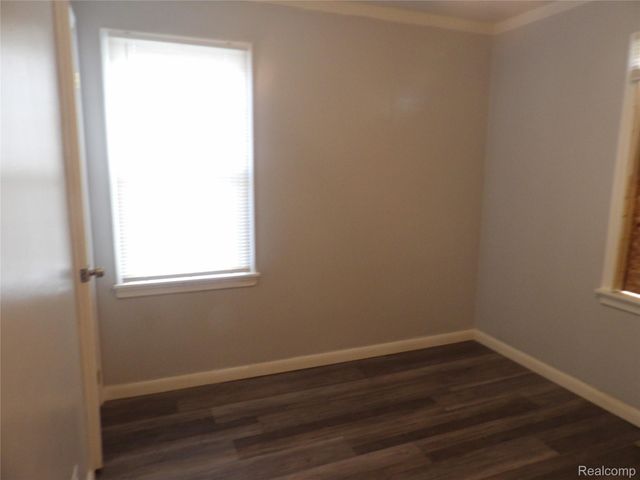 11035 Portlance Street, Detroit, MI 48205