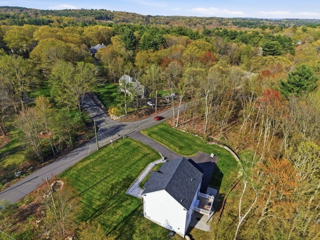 1 Smith Rd, Sutton, MA 01590