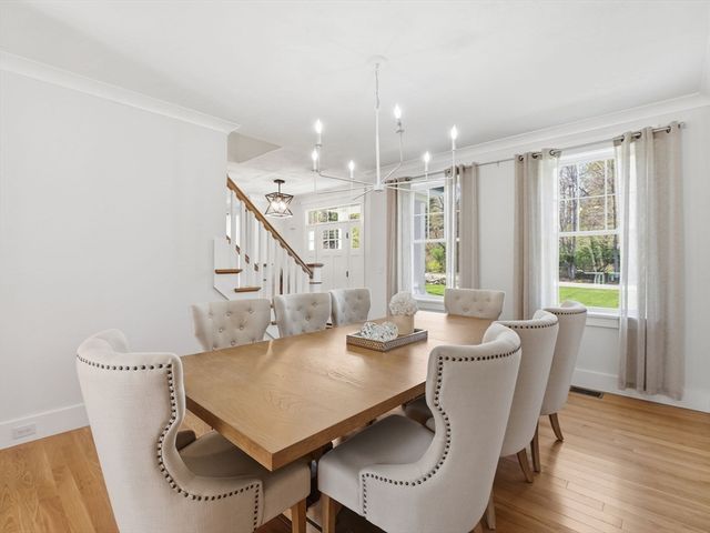 1 Smith Rd, Sutton, MA 01590