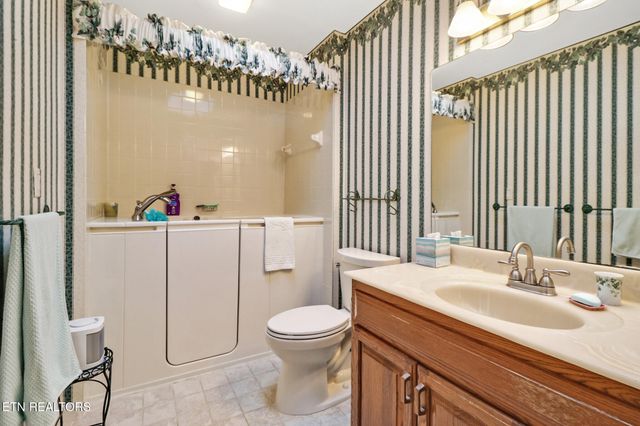 137 Shore Lane, Fairfield Glade, TN 38558