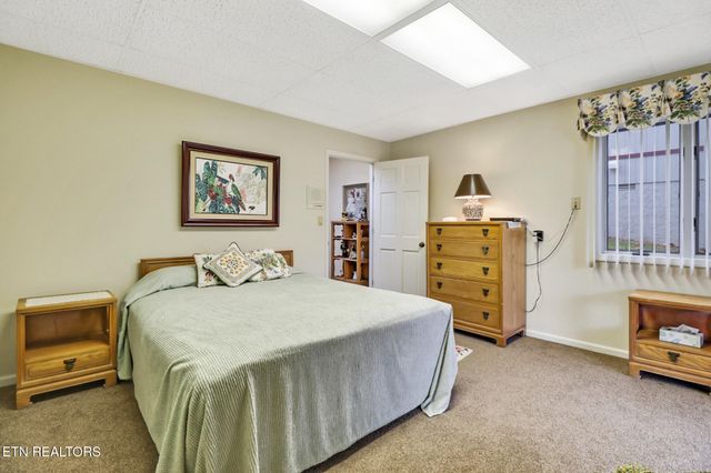 137 Shore Lane, Fairfield Glade, TN 38558